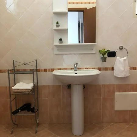 La Casa Sulla Scogliera Apartman *