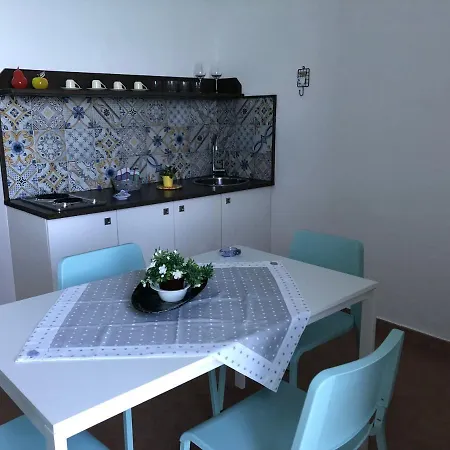 Apartman La Casa Sulla Scogliera *